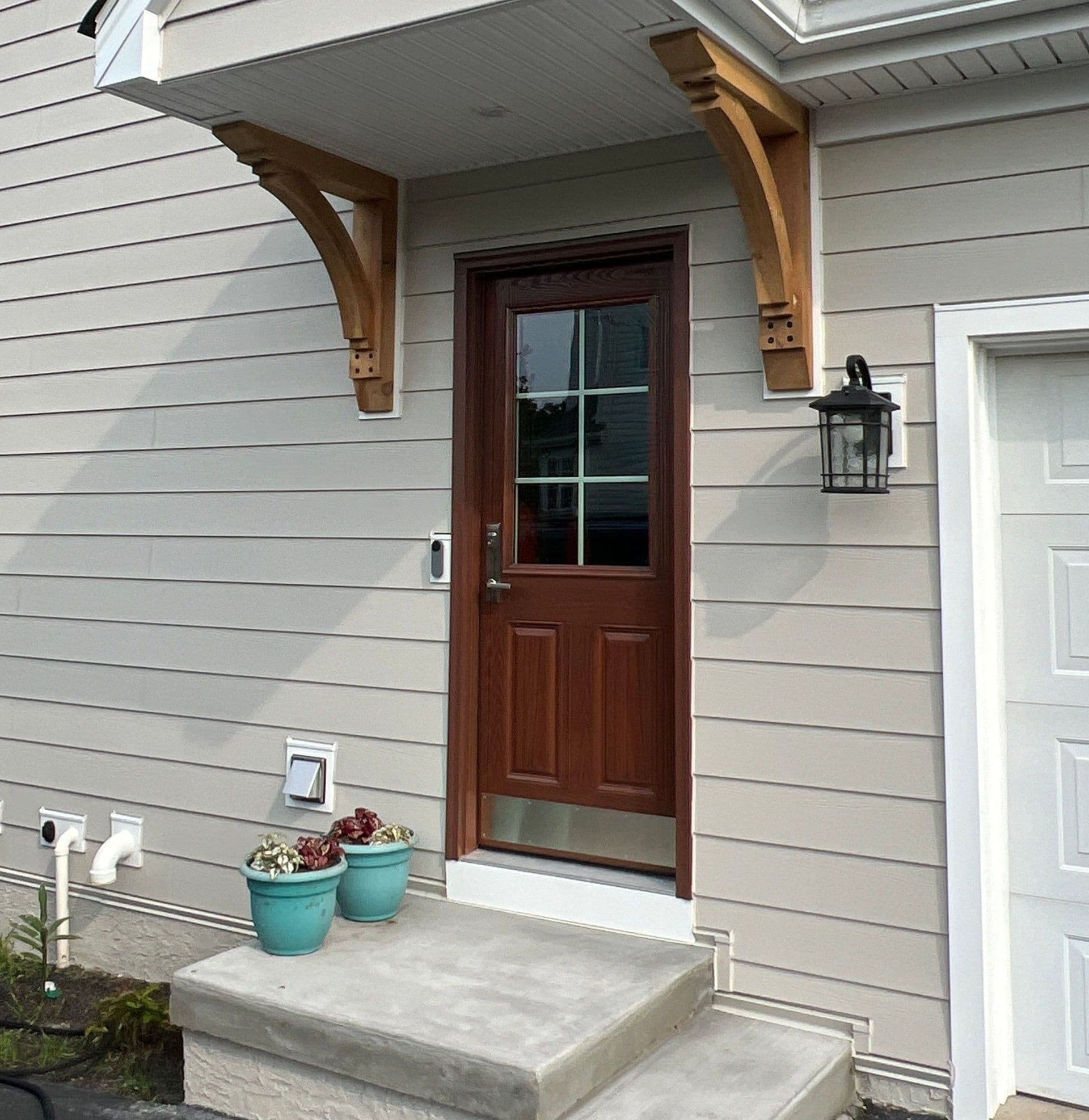 side-door_stonewold-way_wilmington-de_19807